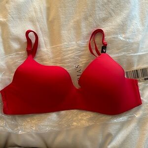 New Victoria’s Secret Bra 32DD